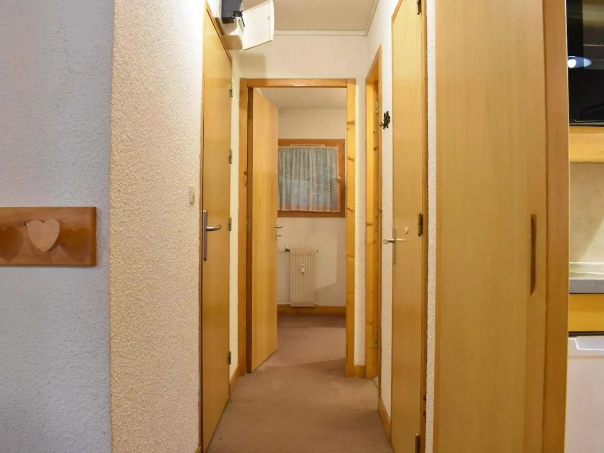Апартаменты Appartement Cosy Avec Balcon, Proche Pistes Et Commerces - Meribel - Fr-1-180-66